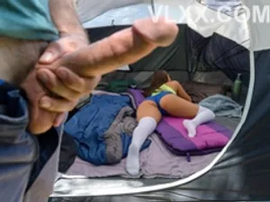 Anh xin lỗi nhưng mà lồn chị gái em khít quá